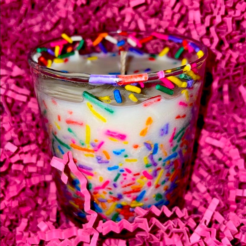 Birthday cake candle